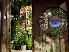 -Cuc Gach Quan Restaurant