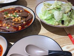 -叁煨蹄花·下饭盐帮菜(人民广场店)