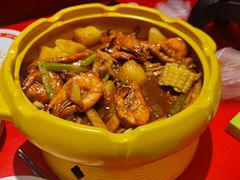 -多嘴肉蟹煲(万达店)