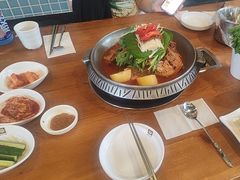 -喇喇排骨火锅·传统韩式脊骨汤(望京西园总店)