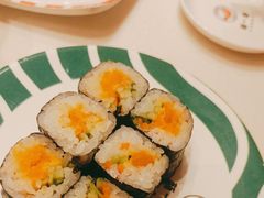 蛋黄小卷-新一番三文鱼寿司(红城湖店)