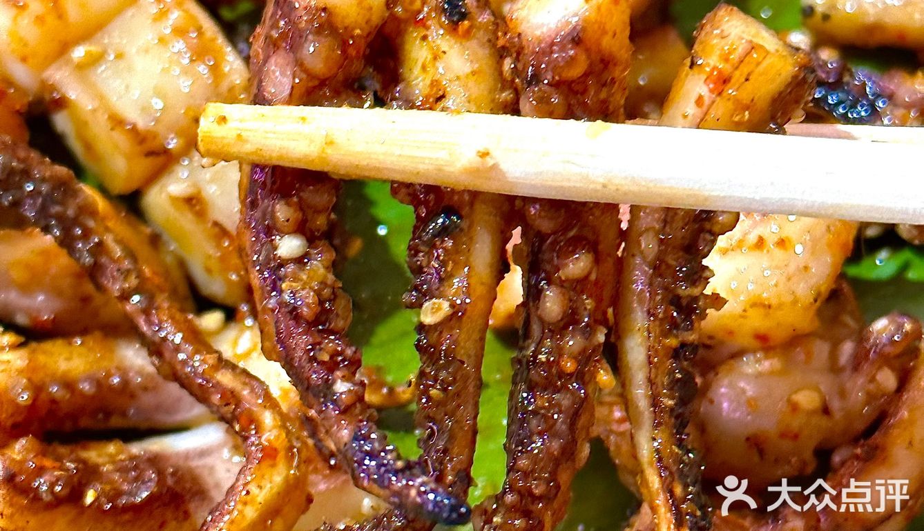 下飞机请直奔这家本地人开的傣味烧烤好吗