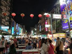 -六合夜市