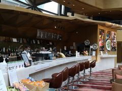 -上海滴水湖皇冠假日酒店