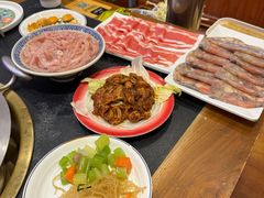 -沸炉重庆老火锅(军事博物馆店)