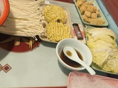 -昱家胡同·烧烤海鲜铜锅涮肉(和平里店)