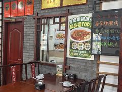 -湖南人家湘菜馆(镇江路店)