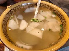 -富正毅三下锅·湘西韵味(天门山索道店)