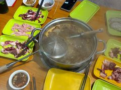-养牛邓·潮汕牛肉海鲜自助火锅(广州店)