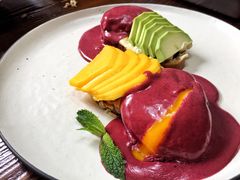 粉色班尼迪克蛋-吃饼人西餐(南开店)