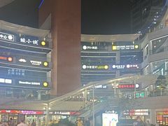 -浦江城市生活广场(江月路店)