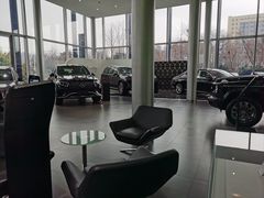 -泰州之星奔驰4S店(海陵店)