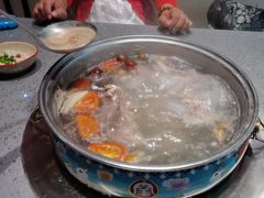 -羊来顺冰煮鲜羊 铁锅烀羊肉(中央大街店)