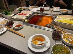 -海底捞火锅(新松江路店)