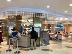 门面-奈雪的茶(湖滨银泰in77C区PRO店)