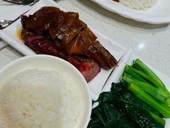 -香港新发烧腊茶餐厅(水围店)