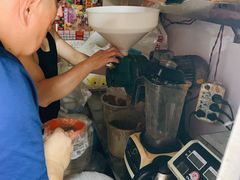-二七友名焖子铺