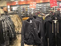 -北京利生体育商厦