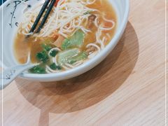 -顾一碗馄饨·烧麦(儿童医学中心店)