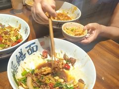 -李犟大爆鳝面·手工蟹黄包(湖滨西湖店)