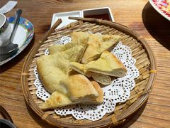 手工烤馕-塔哈尔·新疆盛宴(城西银泰店)