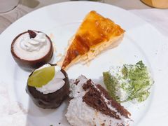 -晶丽香榭自助餐(南京大饭店)