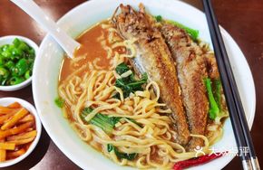 Yellow Croaker Noodles