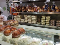 -白玉兰食品(中山公园龙之梦店)