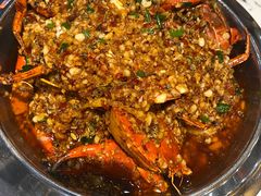 -凤凰路何眼镜香辣蟹(花果园店)
