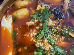 -成都你六姐·牛肉冒菜(上海环宇荟店)