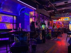 -UP嘻哈酒吧(粉巢店)