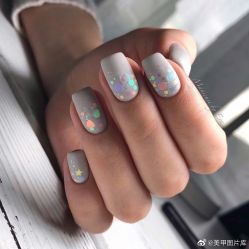 -Pink You美甲洗眉纹绣定制中心