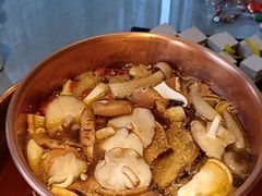 -慢丽江·云南野生菌土鸡锅(付家庄店)