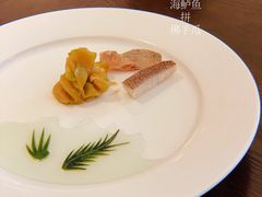 低温鲈鱼配爽口黄瓜-杭州明豪voco酒店·明轩阁中餐厅