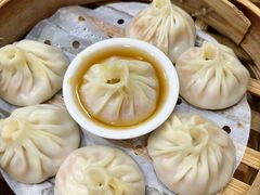 -莱莱小笼·乔艾