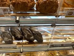 -85度C(生甜甜圈研究工坊·上海平凉店)