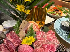 -铭牛烧肉·和牛海鲜自助(高新月牙湖店)