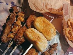 -钳小柒·小龙虾蓝龙王烧烤夜宵(长寿路店)