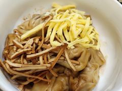 经典拌馄饨-锡笼记·无锡小笼(新明路店)