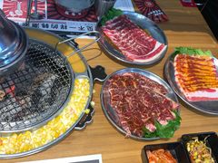 -青瓦炭韩潮烤肉(花园道店)