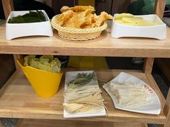 -浪里寻·臻牛养生牛肉火锅(方圆荟店)