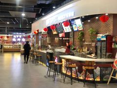 用餐区-爸爸糖吐司面包(大连高新锦辉商场店)