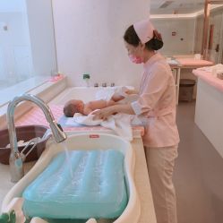 -盈月阁母婴护理中心·月子中心·月嫂育儿嫂