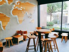 大堂-星巴克(美丽华花园店)