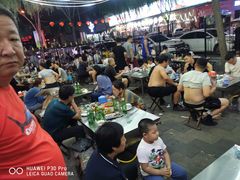 大堂-大亮烤羊腿烤全羊(辣街店)