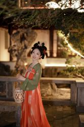 -一揽芳华汉服旗袍体验馆(拙政园店)