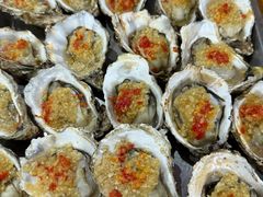 -蚝哥花姐湛江烤生蚝(美丽湾市场店)