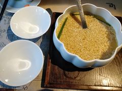 -穹六人间 people 6(岳阳路店)