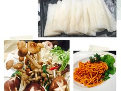 -煲宫猪肚鸡(昆山金鹰国际购物中心店)