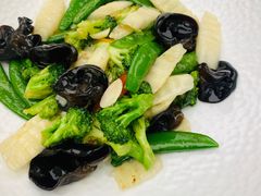 -品海楼·大连海胆锅贴馆(东港店)